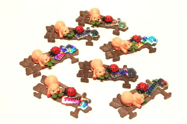 Schweinchen am Zaun groß