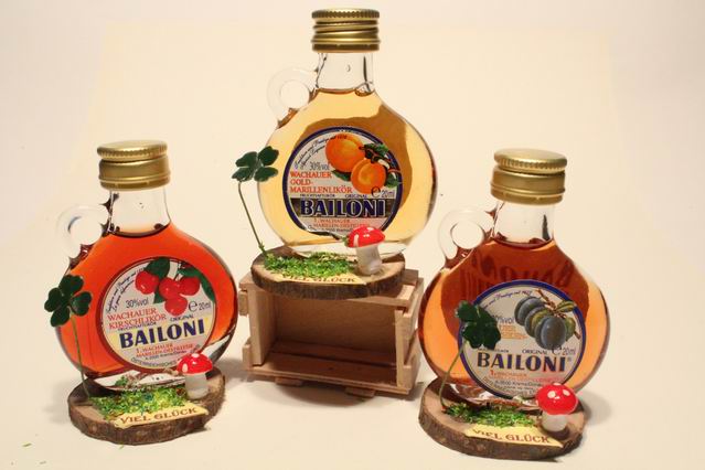 Likör/ Bailoni Schnaps