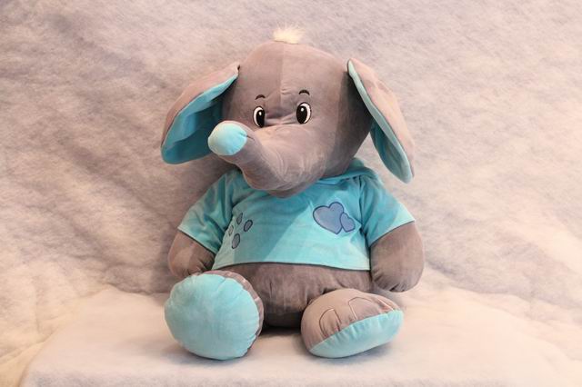 Elefant mit Kapuzenshirt rosa und blau