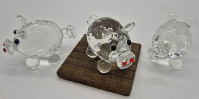 Glasschwein mittel geschliffen