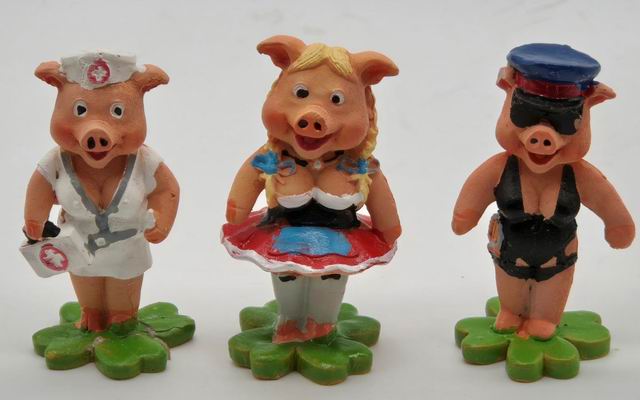 Schwein Polizei, Krankenschwester, Kellnerin sort.